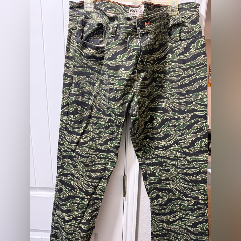 BLKWD Tiger Stripe Camo Slim Straight Denim – Size 40
